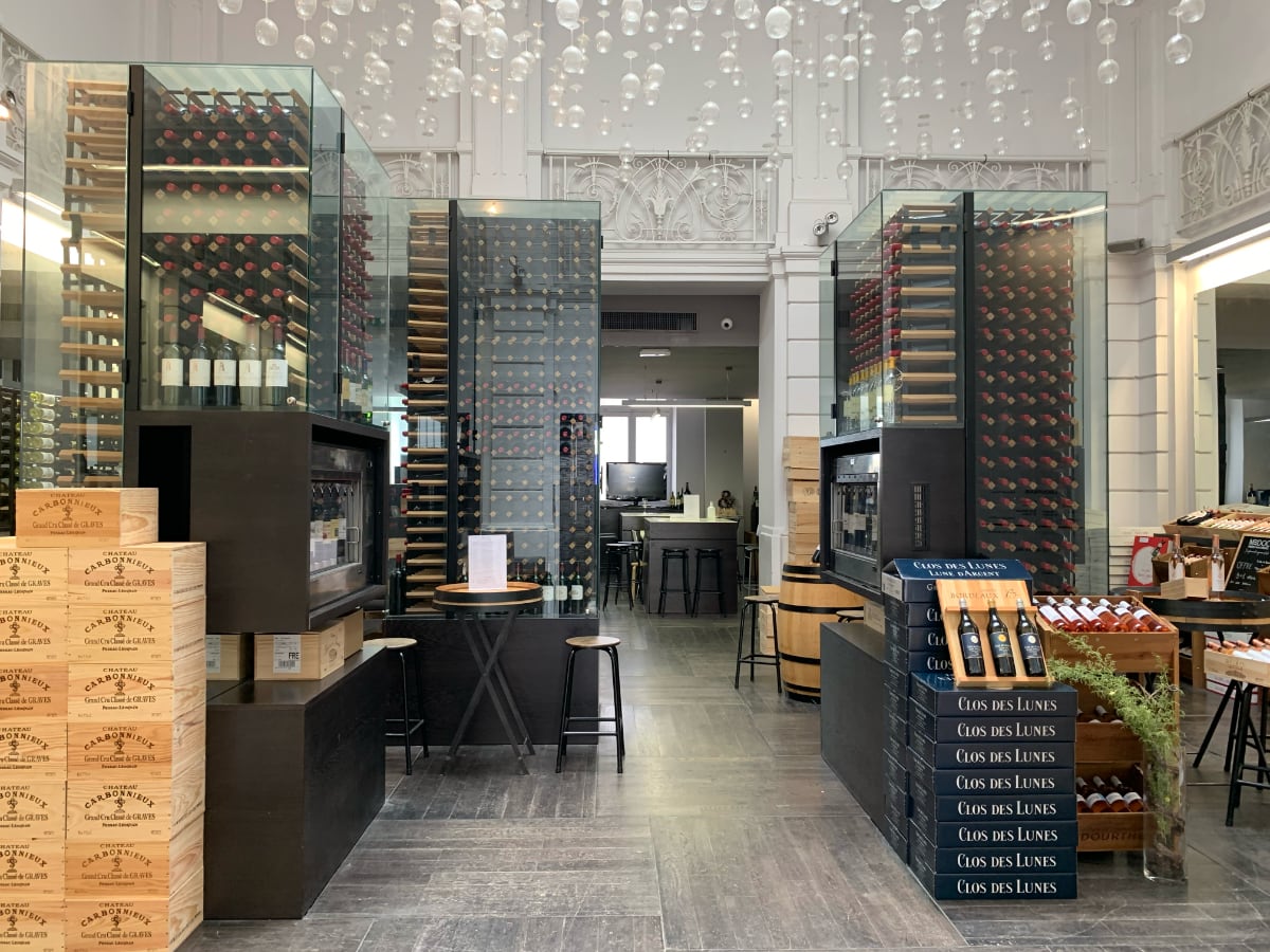 Max Bordeaux Wine Gallery & Cellar in Bordeaux, France - Flagship wine tasting room and retail outlet for wine distribution and wine pairing events